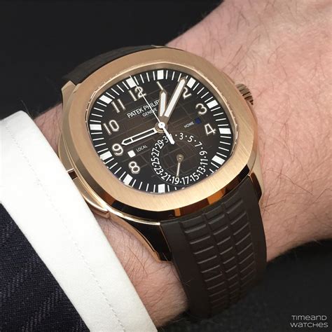 patek philippe aquanaut 5164r price|patek philippe aquanaut white strap.